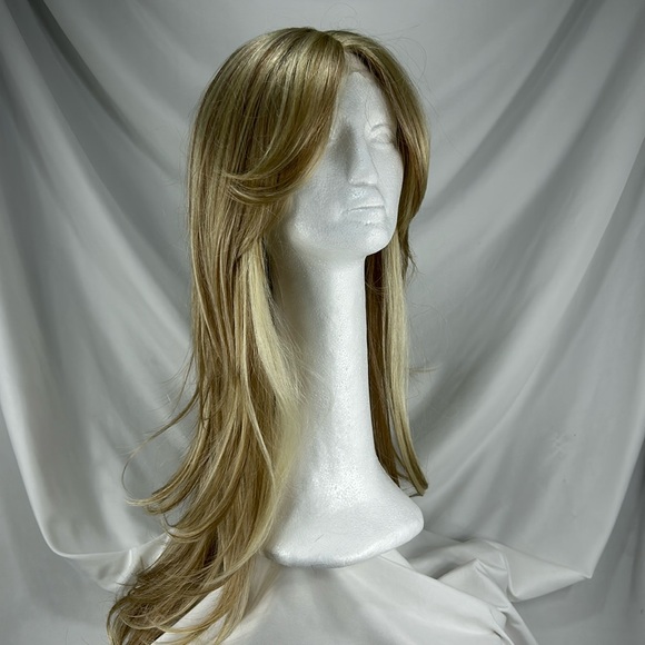 NEW 037 Medium Blonde Curtain Bang LACE FRONTChunky Highlights LONG 24” Wig!!